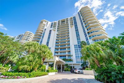 402 - 6001 N Ocean Dr, Condo with 3 bedrooms, 3 bathrooms and null parking in Hollywood FL | Image 1