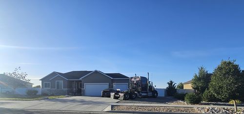 827 E Sunset View Rd, Grantsville, UT, 84029-8515 | Card Image
