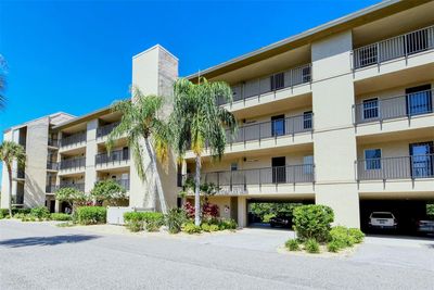 205 - 4540 Gulf Of Mexico Drive, Condo with 2 bedrooms, 2 bathrooms and null parking in Longboat Key FL | Image 3