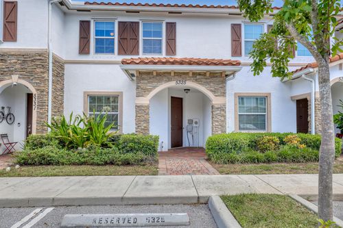 5325 Ashley River Rd, West Palm Beach, FL, 33417-8353 | Card Image