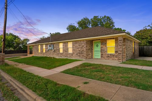 2125 Burnett Avenue, Waco, TX, 76706 | Card Image