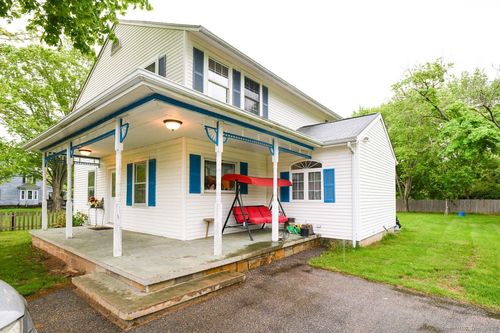 6 Oswegatchie Rd, Waterford, CT, 06385-1116 | Card Image