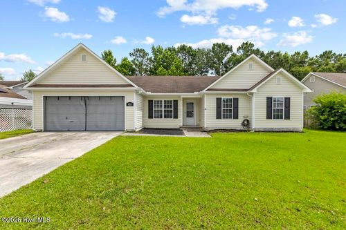 426 Spring Dr, Jacksonville, NC, 28540-9004 | Card Image