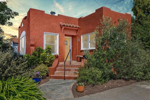 3031 Civic Center Plz, Richmond, CA, 94804-1630 | Card Image