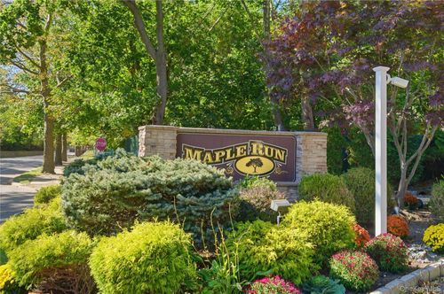 37 Maple Run Drive, Oyster Bay, NY, 11753 | Card Image