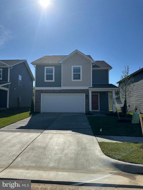 5195 Crooked Ln, STEPHENS CITY, VA, 22655-2525 | Card Image