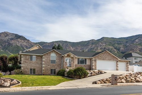 804 E 3300 N, North Ogden, UT, 84414-1793 | Card Image