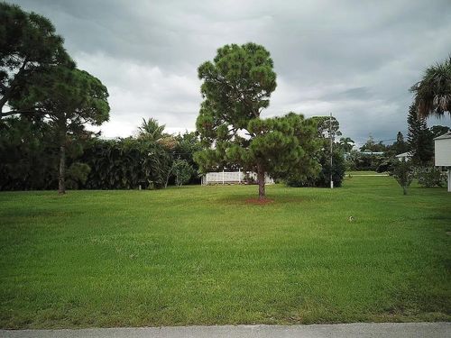 7883 Breakwater Ct, BOKEELIA, FL, 33922-1532 | Card Image