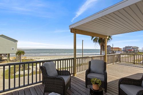 13231 Gulf Beach Dr, Freeport, TX, 77541-7946 | Card Image