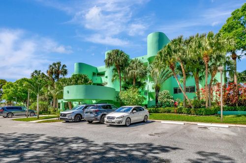 apt-303-5884 Morningstar Cir, Delray Beach, FL, 33484-8514 | Card Image