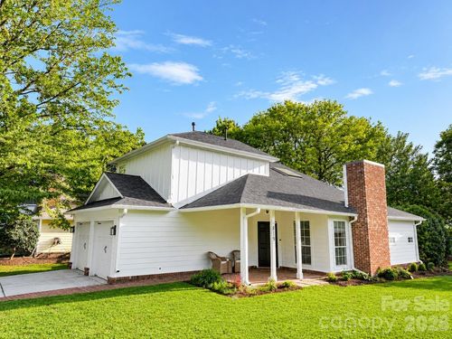 819 Mill Creek Ln, Charlotte, NC, 28209-2051 | Card Image