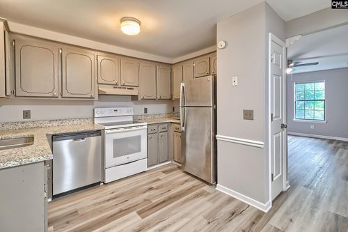 4 Bradley Ct, Cayce, SC, 29033-3060 | Card Image