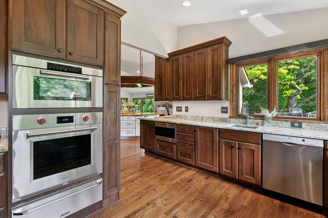1405 W Farm Rd, House other with 5 bedrooms, 5 bathrooms and null parking in Chaska MN | Image 36