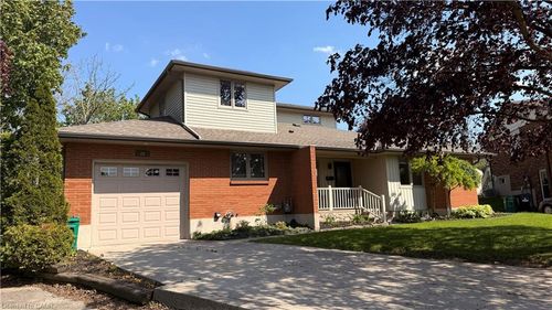 26 Esther Ave, Cambridge, ON, N1S4L6 | Card Image
