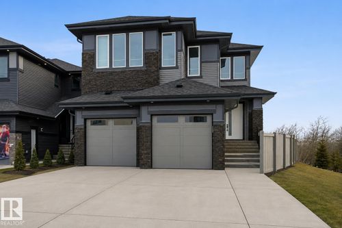 17107 3 St Nw, Edmonton, AB, T5Y4G8 | Card Image