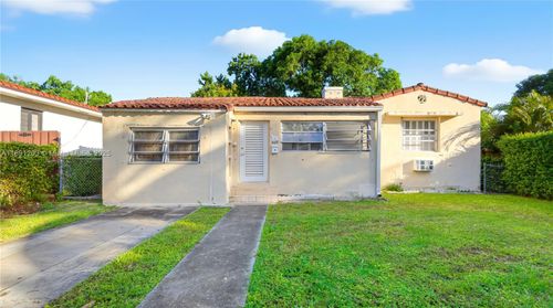 5611 Sw 6th St, Coral Gables, FL, 33134-1059 | Card Image