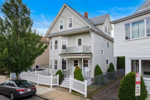 22 Belmont Park, Everett, MA, 02149-1311 | Card Image