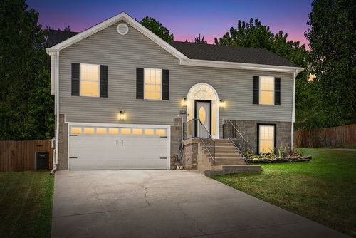 1108 Gunpoint Dr, Clarksville, TN, 37042-6775 | Card Image