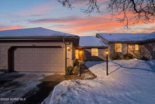 9864 Ford Rd, Perrysburg, OH, 43551-3709 | Card Image