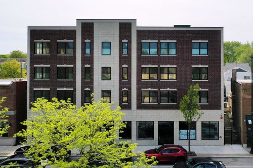3f-8110 Lincoln Ave, Skokie, IL, 60077-2403 | Card Image