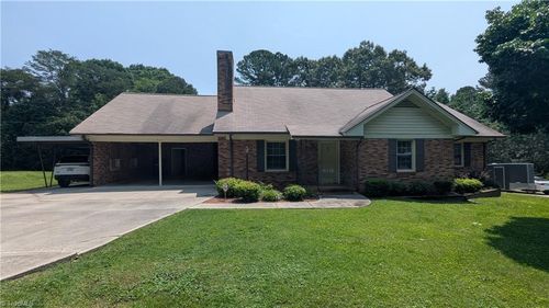 405 Kimrey St, Ramseur, NC, 27316-9509 | Card Image