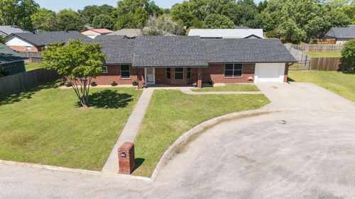 130 Amy Ct, Collinsville, TX, 76233-5413 | Card Image