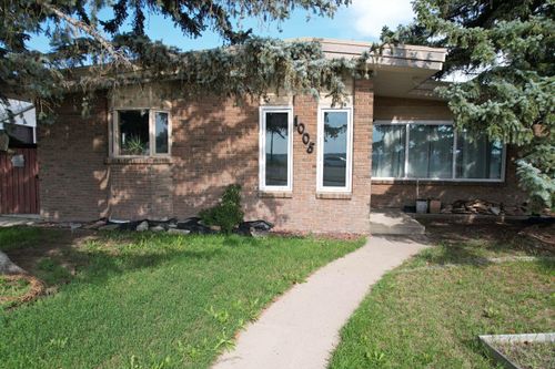 1005 Scenic Dr S, Lethbridge, AB, T1K1L7 | Card Image