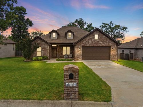 2740 Chert Cv, Sherwood, AR, 72120-2382 | Card Image