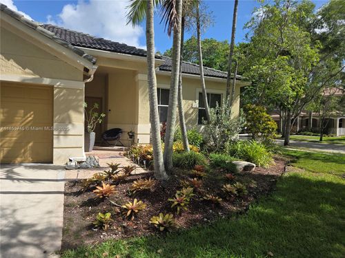 1010 Daisy Ln, Weston, FL, 33327-2442 | Card Image
