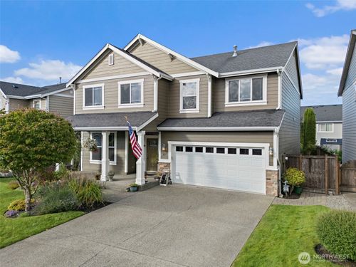 18517 111th Avenue Ct E, Puyallup, WA, 98374-8864 | Card Image