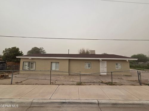 305 Mccune Rd, El Paso, TX, 79915-3315 | Card Image