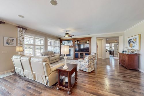 9309 Crestview Dr, Denton, TX, 76207-6766 | Card Image