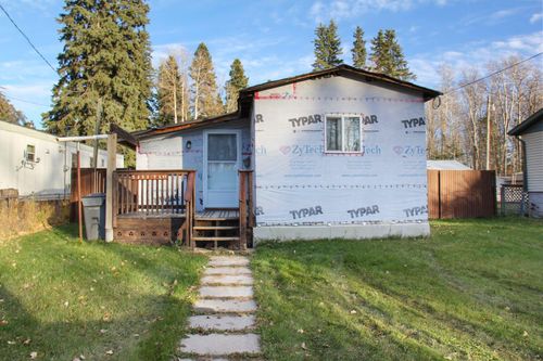 5335 51 Street, Breton, AB, T0C0P0 | Card Image