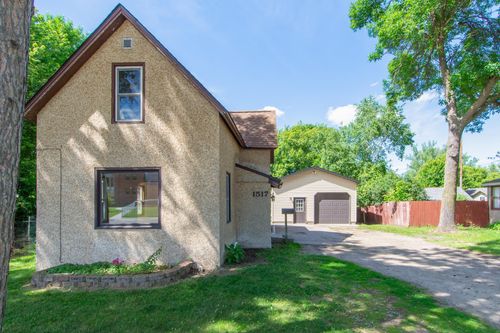1517 Norwood St, Brainerd, MN, 56401-3843 | Card Image