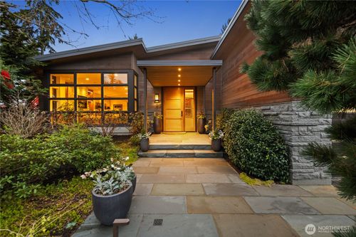 1437 Broadmoor Drive E, Seattle, WA, 98112 | Card Image