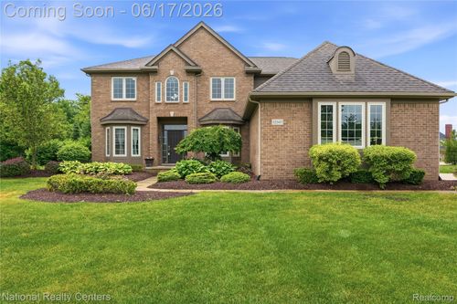 52347 Ferndale Dr, Northville, MI, 48167-5820 | Card Image