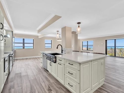 802s-1201 S Ocean Dr, Hollywood, FL, 33019-5103 | Card Image