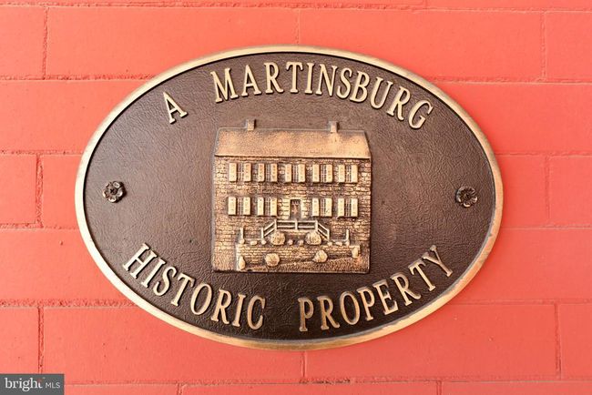 408 W King St, Home with 0 bedrooms, 4 bathrooms and null parking in MARTINSBURG WV | Image 10