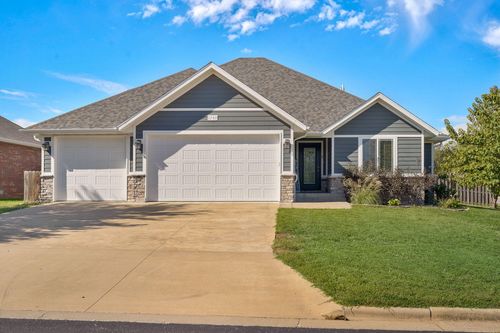 1309 S Appomattox Ave, Republic, MO, 65738-7802 | Card Image