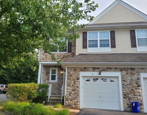 16 Scarlet Oak Dr, Princeton, NJ, 08540-4610 | Card Image