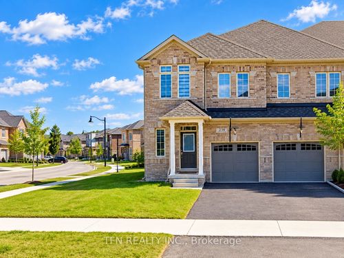 238 Skinner Rd, Waterdown, ON, L8B1X2 | Card Image