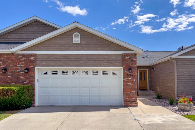 221 Commons Way, Townhouse with 3 bedrooms, 3 bathrooms and null parking in Kalispell MT | Image 8