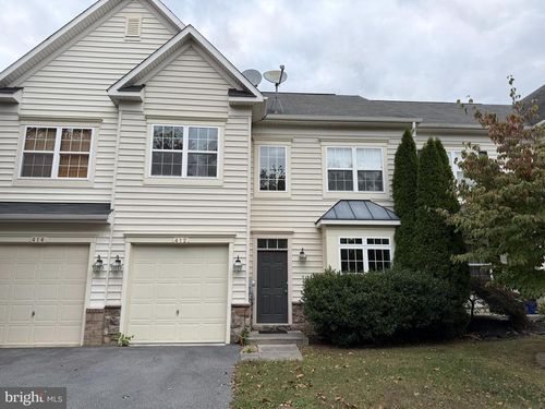 412 Kintyre Ln, STEPHENS CITY, VA, 22655-4863 | Card Image