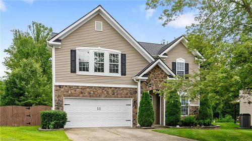 3602 Peterford Dr, Greensboro, NC, 27405-9312 | Card Image