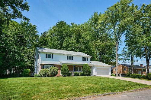 65 Blackberry Ln, Northampton, MA, 01060-1616 | Card Image