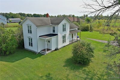 4350 Mapleton Road, House other with 3 bedrooms, 2 bathrooms and null parking in Pendleton NY | Image 1