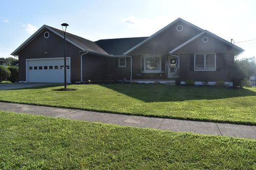 2251 Carper St, Lancaster, OH, 43130-8043 | Card Image
