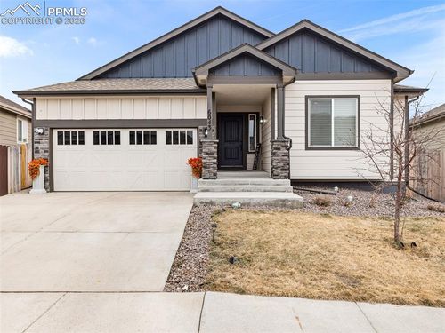 6043 Nash Dr, Colorado Springs, CO, 80925-8467 | Card Image