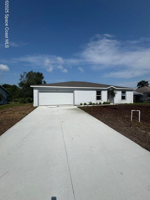 520 Treemont Ave Sw, PALM BAY, FL, 32908-7417 | Card Image