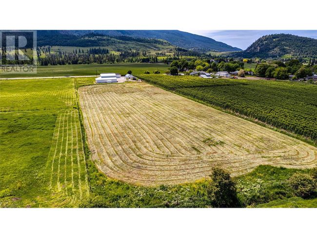 8935 Kalamalka Rd, House other with 4 bedrooms, 3 bathrooms and 30 parking in Coldstream BC | Image 73